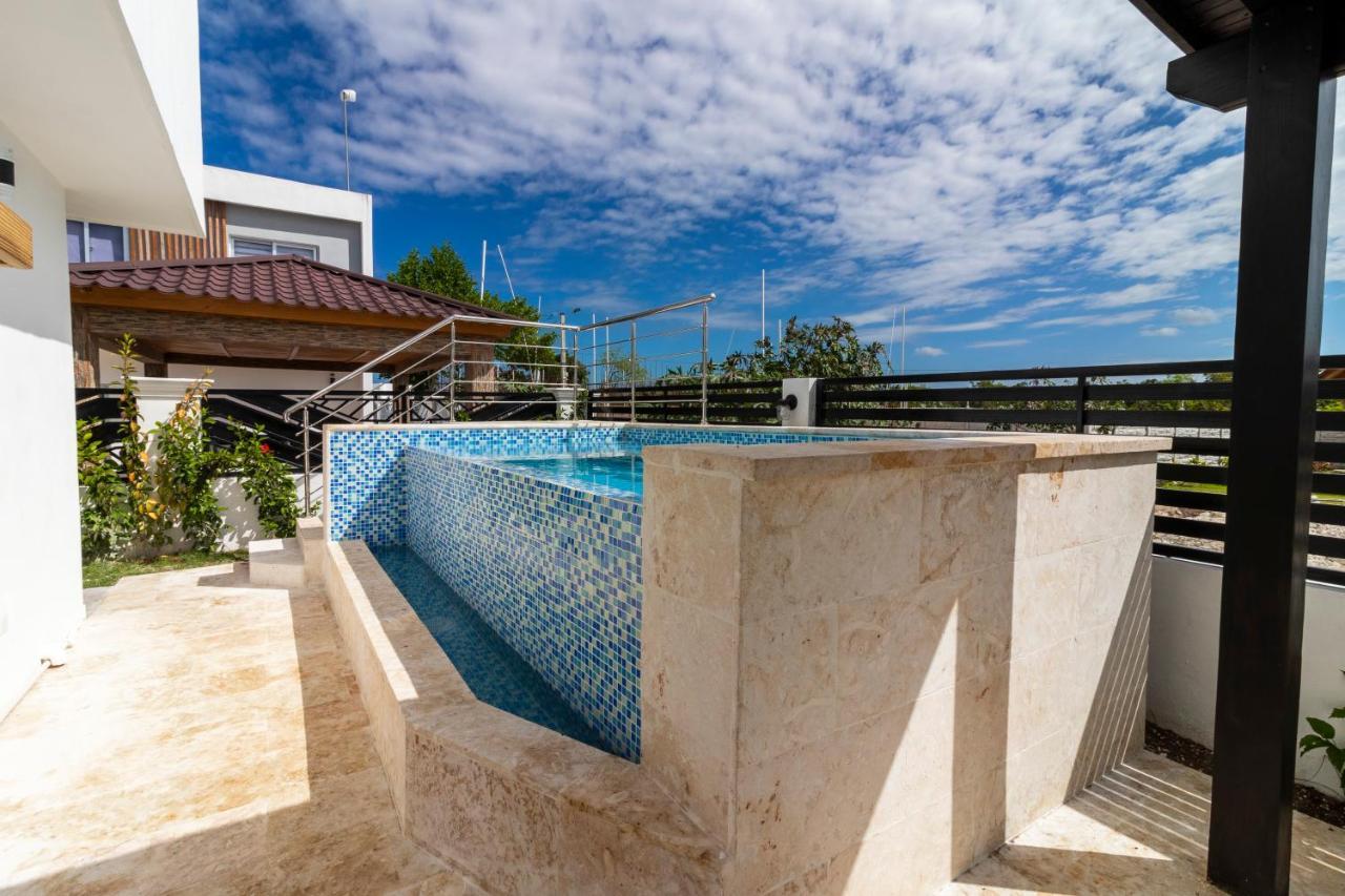 Pousada Modern 4-br With Pool In Residential Area