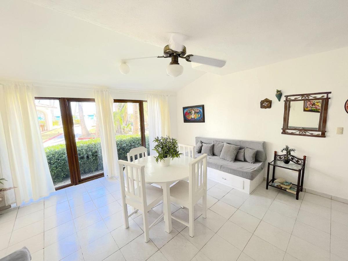 Hotel Caribbean Galaxy Corales Bavaro Club & 5*