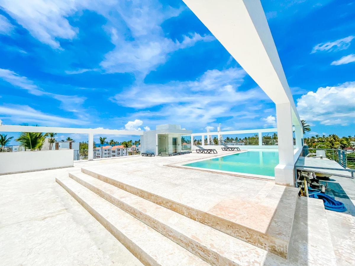 Rooftop Pool Ducassi Studio Suites Deluxe Club & Punta Cana