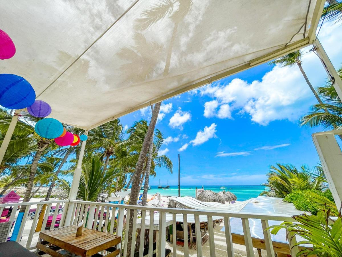 Hotel Rooftop Pool Ducassi Studio Suites Deluxe Club &