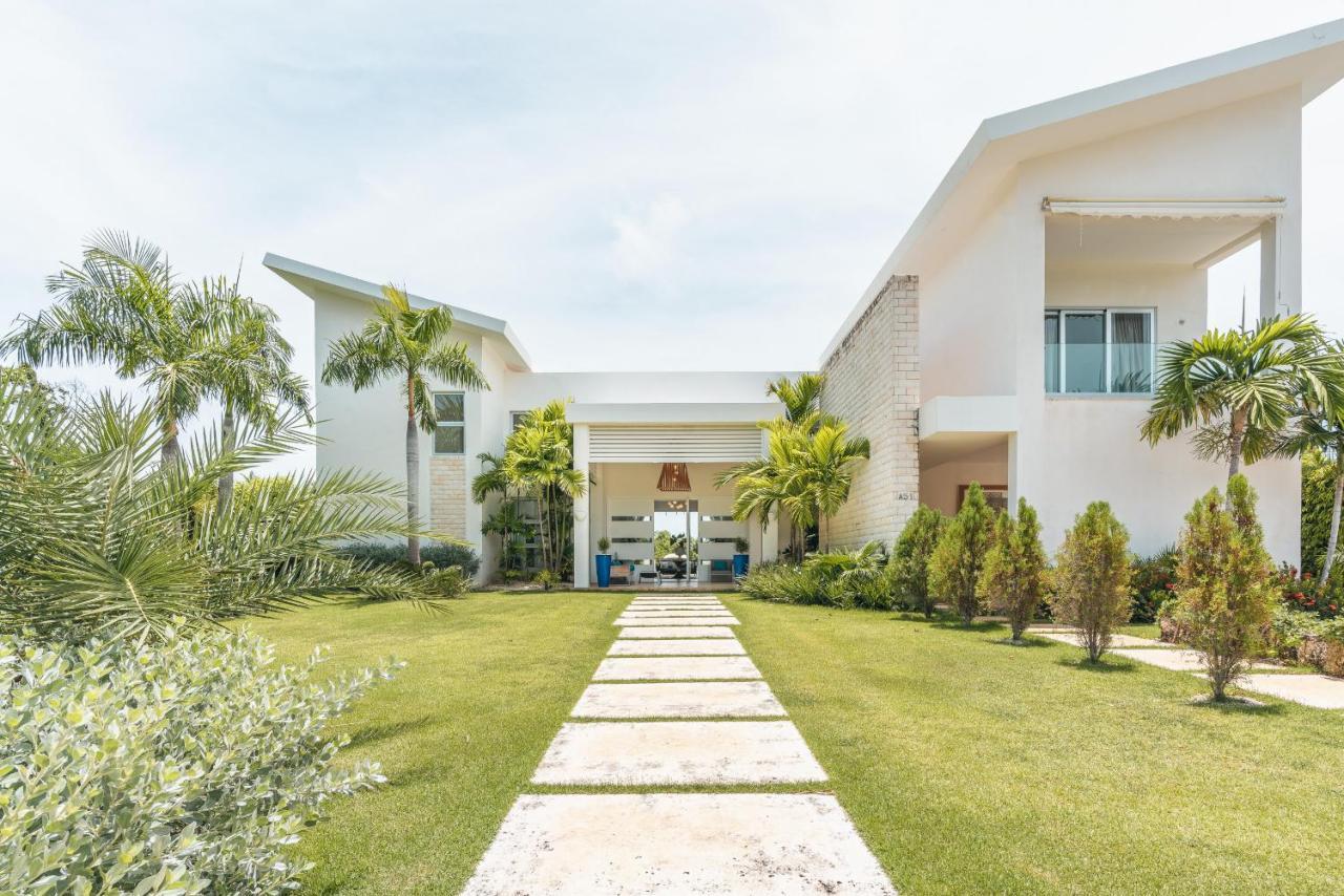Luxury Lakefront Vacation Paradise! Pousada Punta Cana