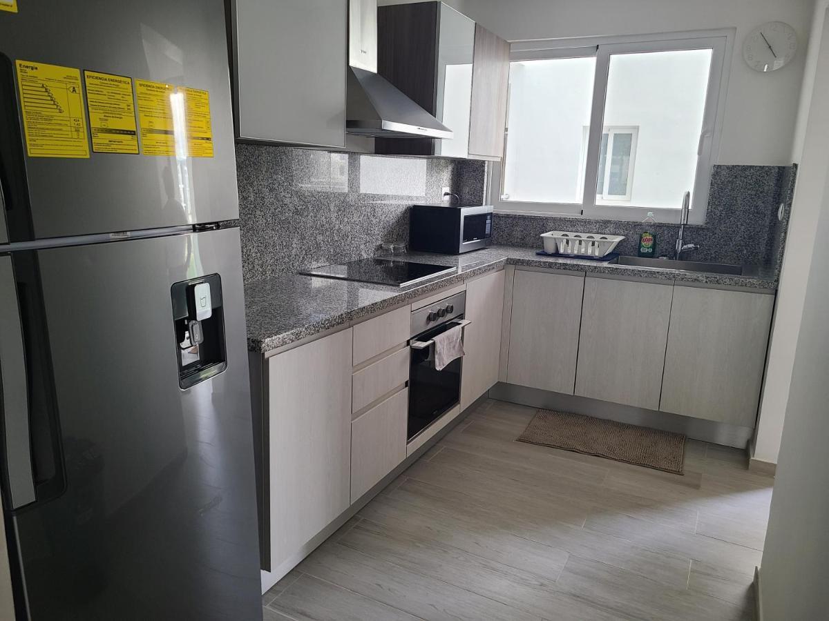 Hard Rock Coral Bay Ii 2 Bedroom By Aa Crypto Group Apartment *