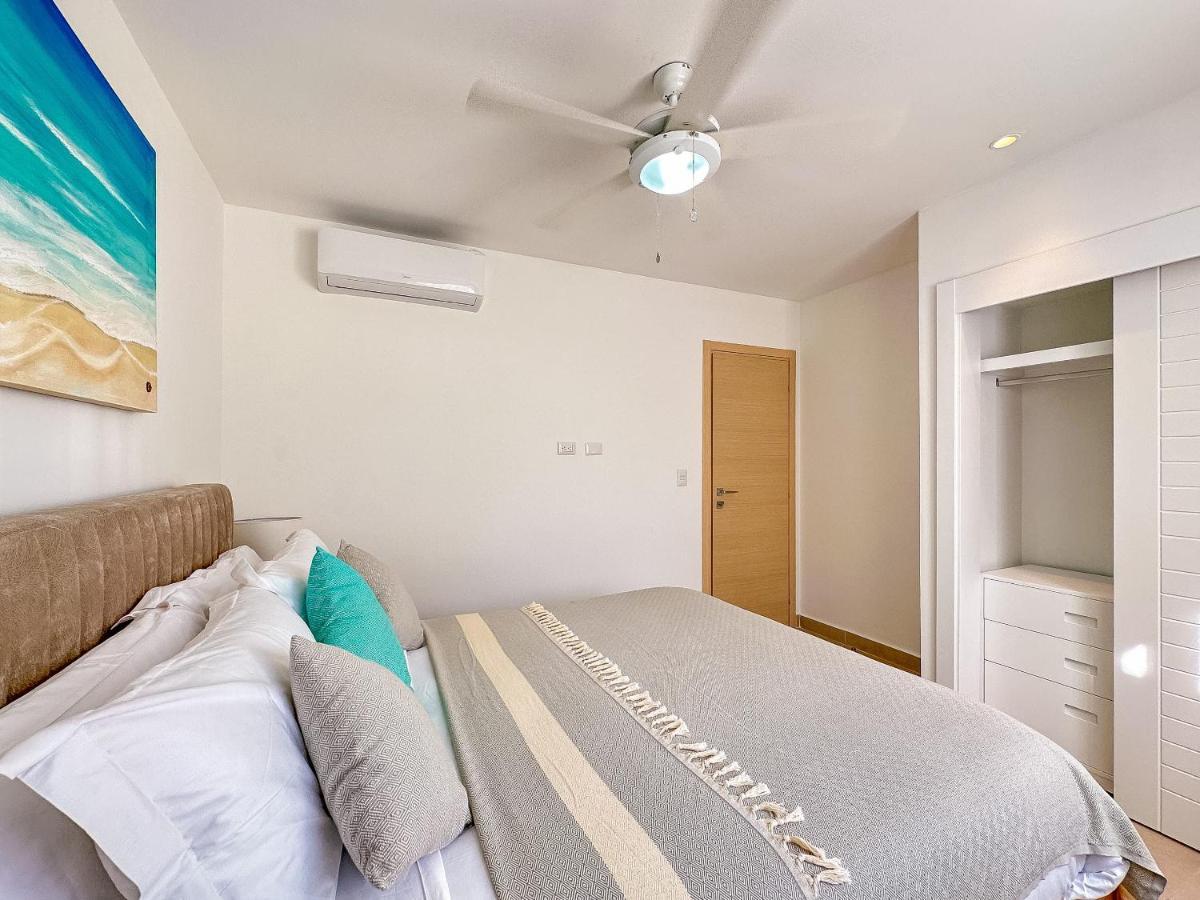 Fantastic Brand New Beach Apartment