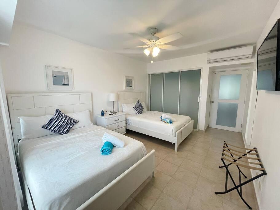 Charming 2 Bedroom With Pool Apartment