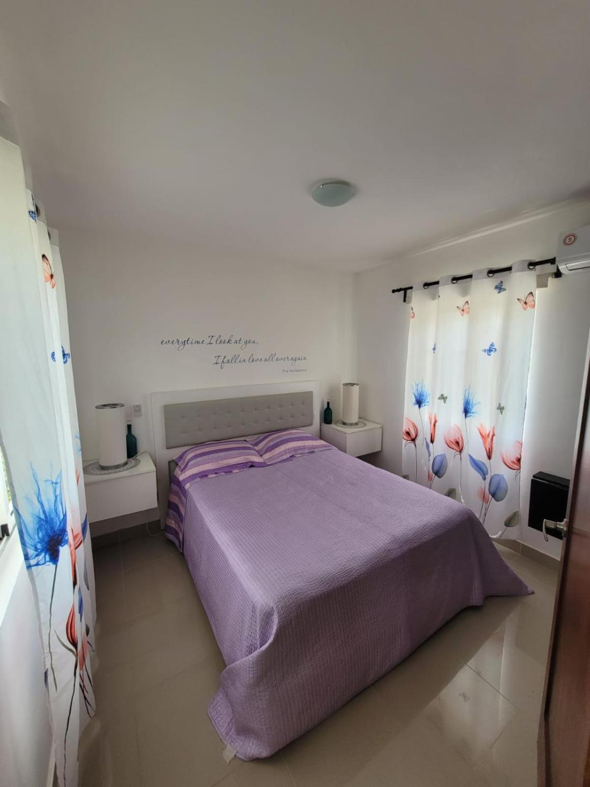 Star Place Serena Edif 404 Apartment