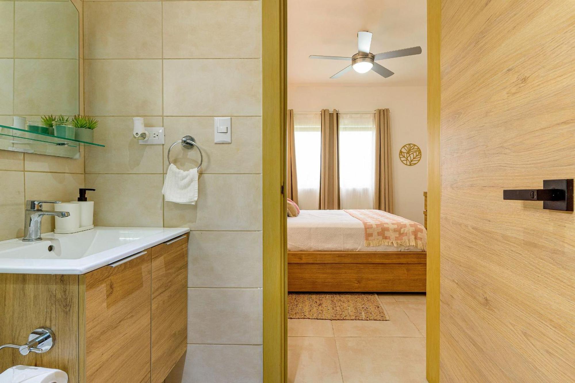 Apartment Primer Piso Vista Piscina Gimnasio Cerca De Playa Punta Cana