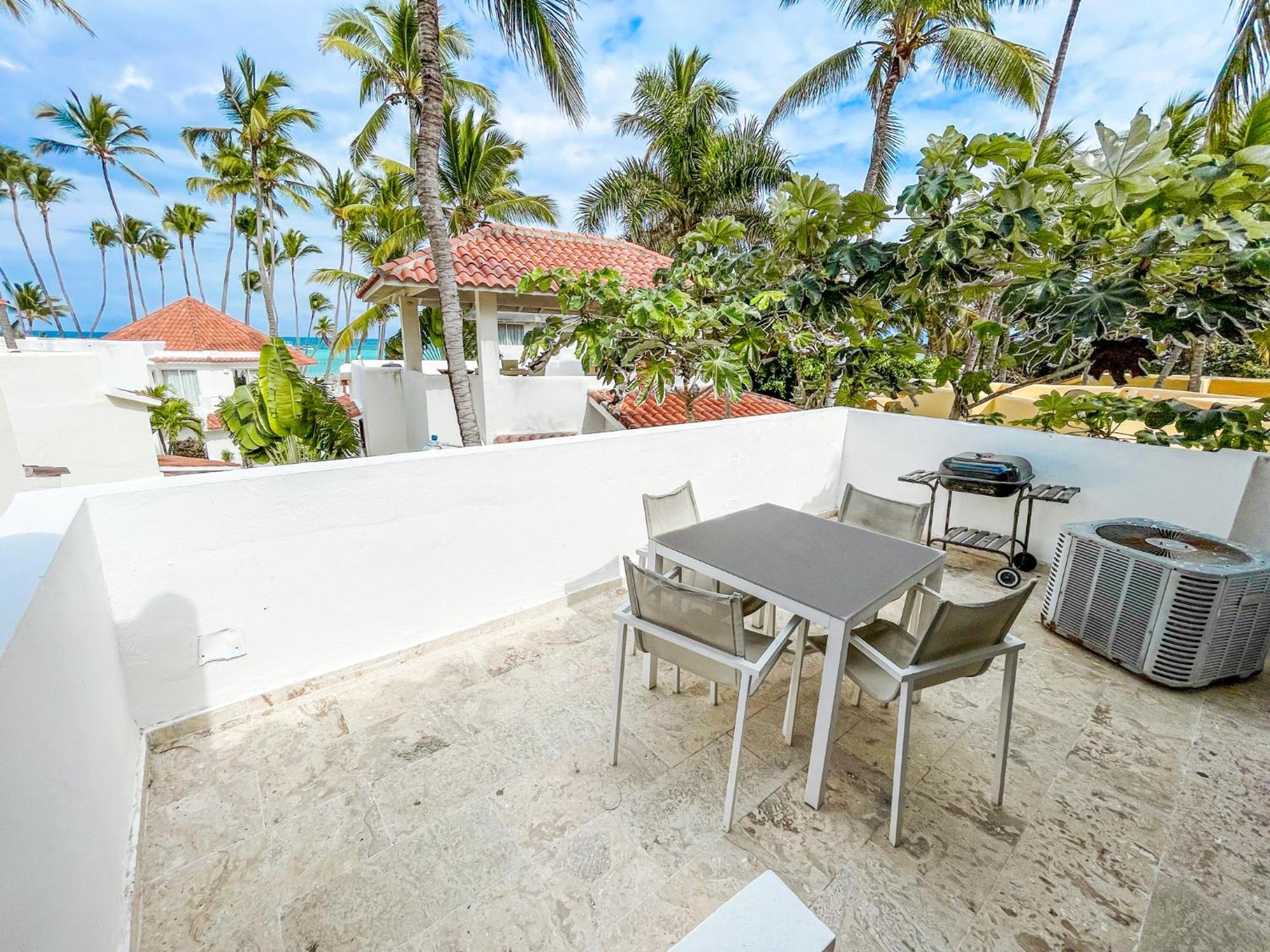 Corales Bavaro Beachside Wifi Bbq Club & Hotel 5*