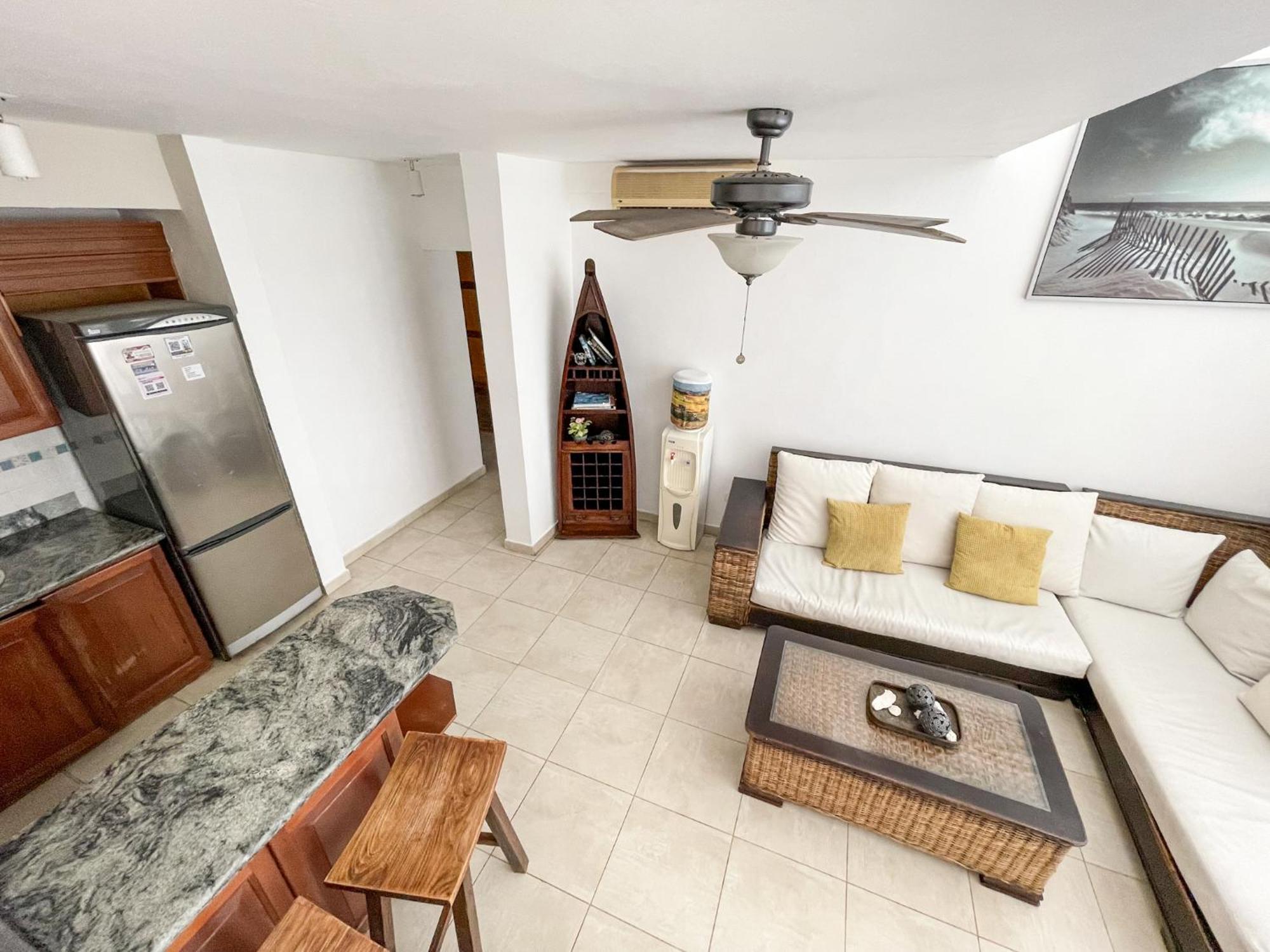 Corales Bavaro Beachside Wifi Bbq Club & Punta Cana