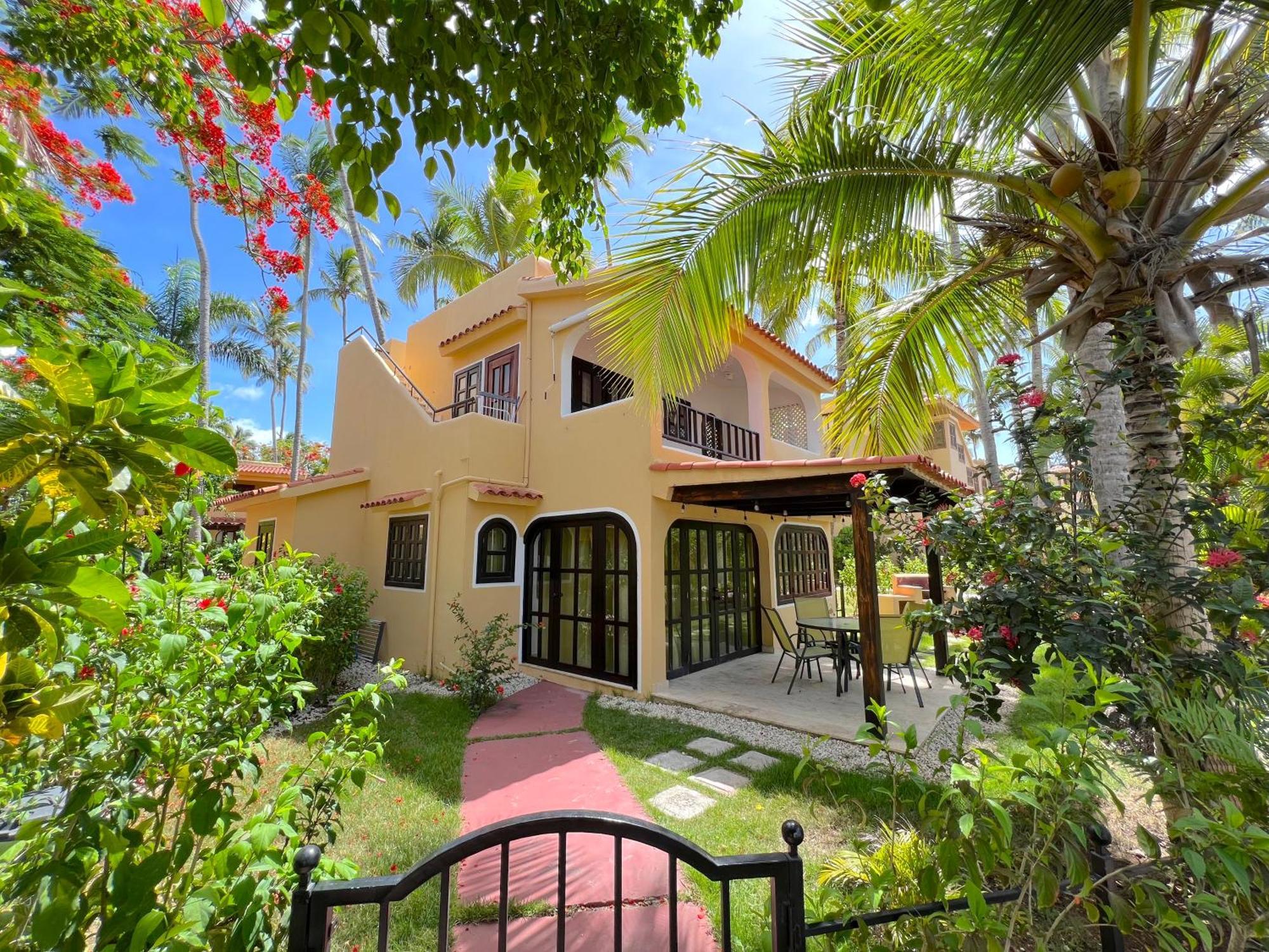 Corales Villas And Suites - Club, Spa, Restaurants Punta Cana