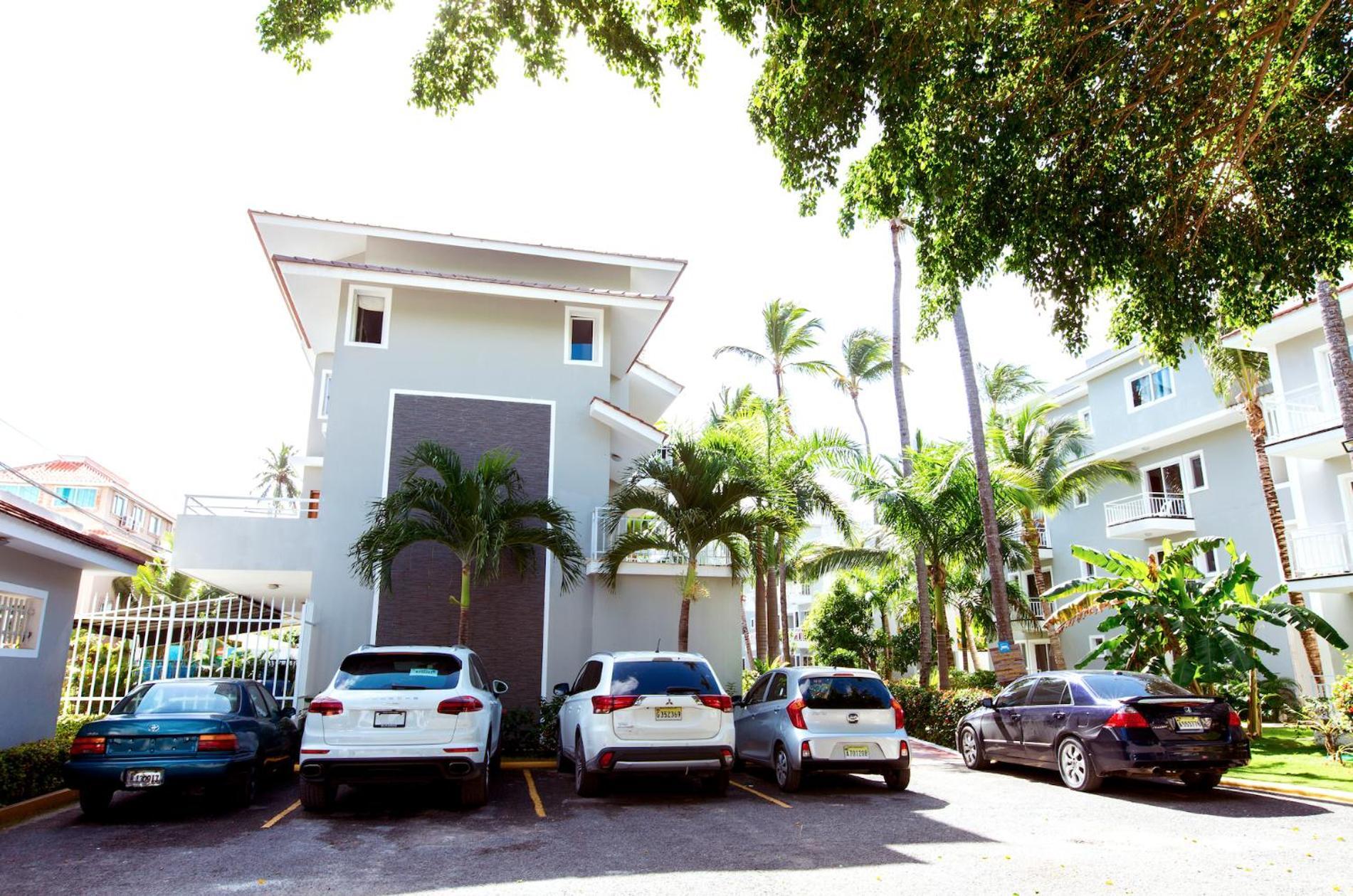 Hotel Tropicana Suites Deluxe Club And Pool - Playa Corales 5*