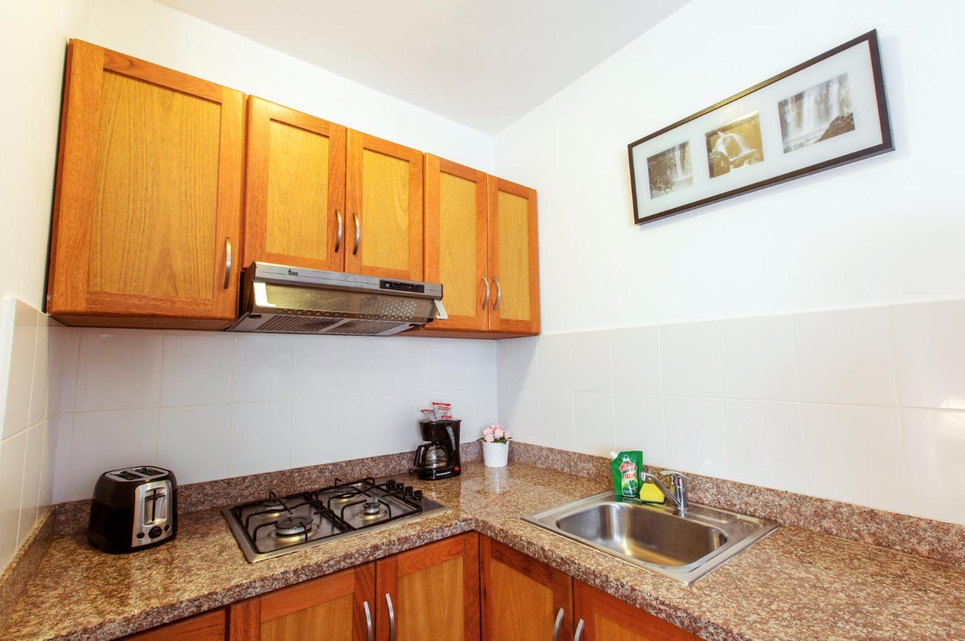 Tropicana Suites Deluxe Club And Pool - Playa Corales Hotel