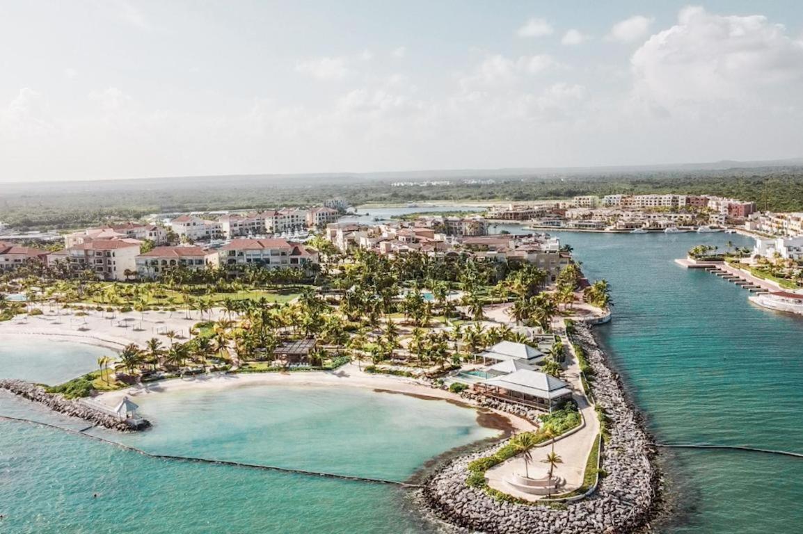 Stylish Lux Aquamarina Cap Cana *
