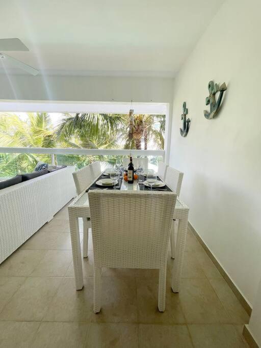 Apartment Charming 2 Bedroom With Pool *