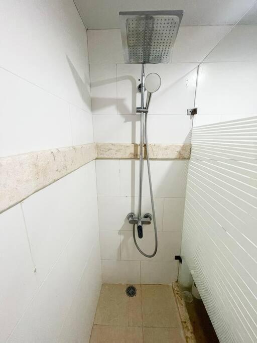 Charming 2 Bedroom With Pool Apartment