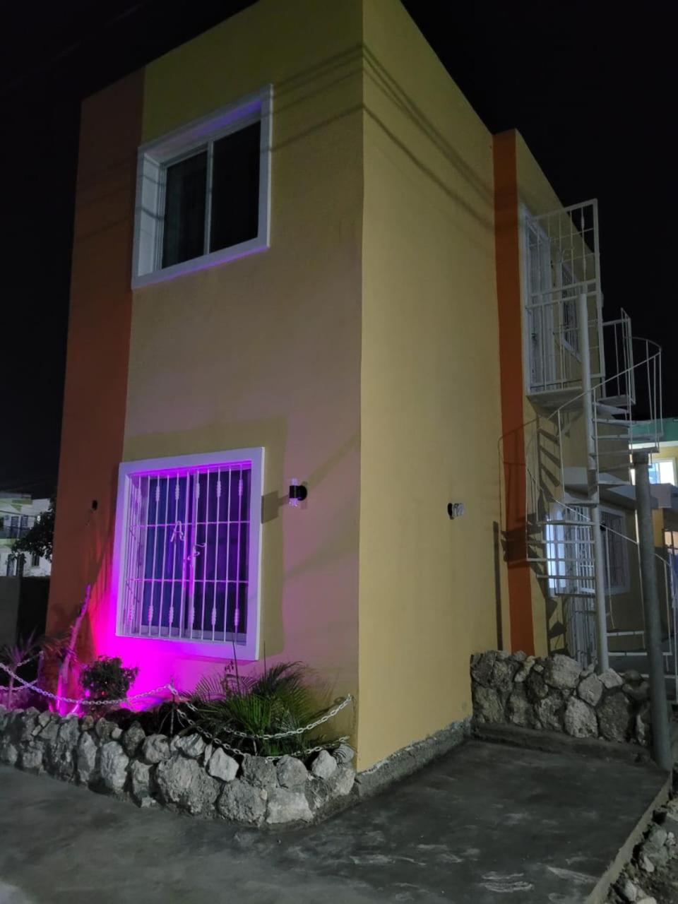 Ave Fenix Apartment