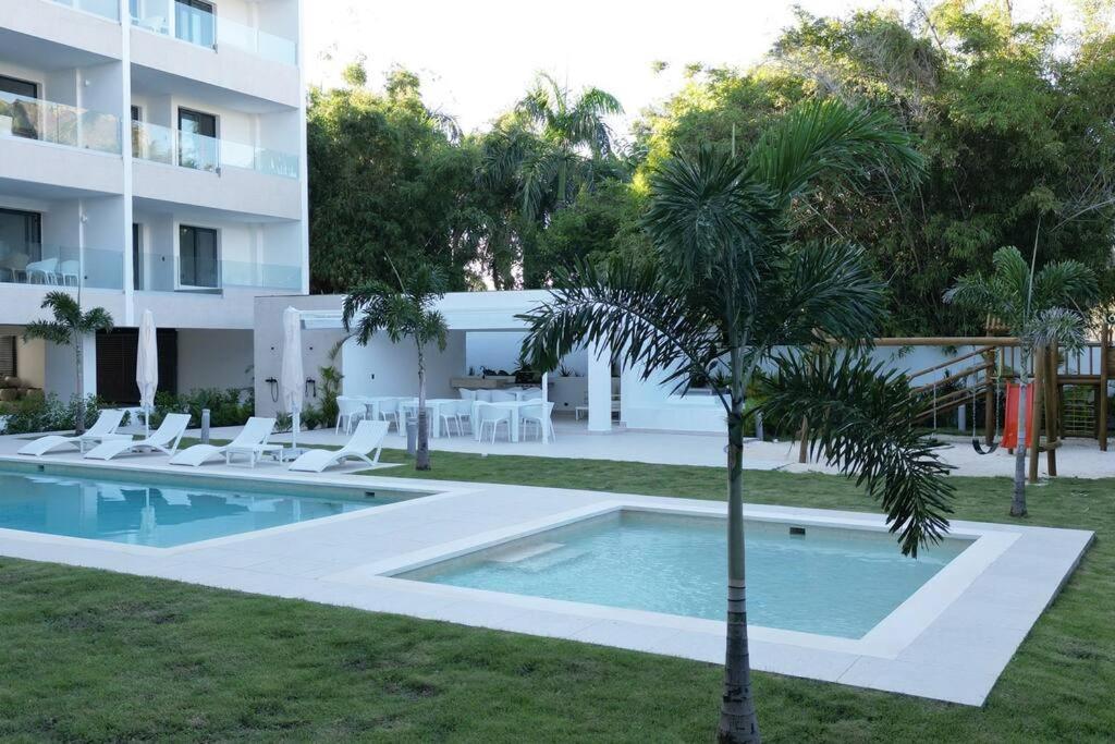 The Zee Corner Tropical Paradise At The Caribe Apartment *