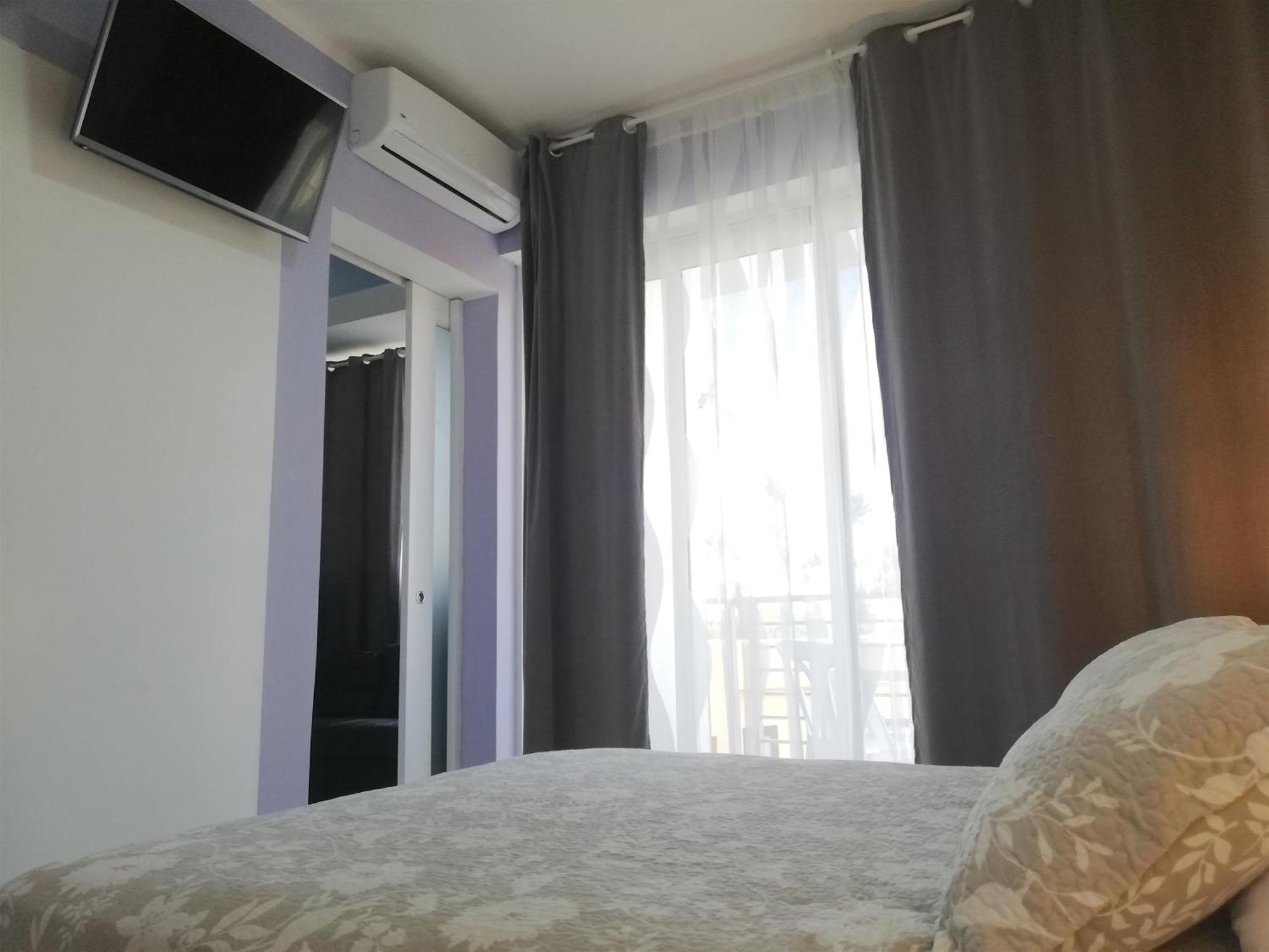 Coral Suites And Playa Corales