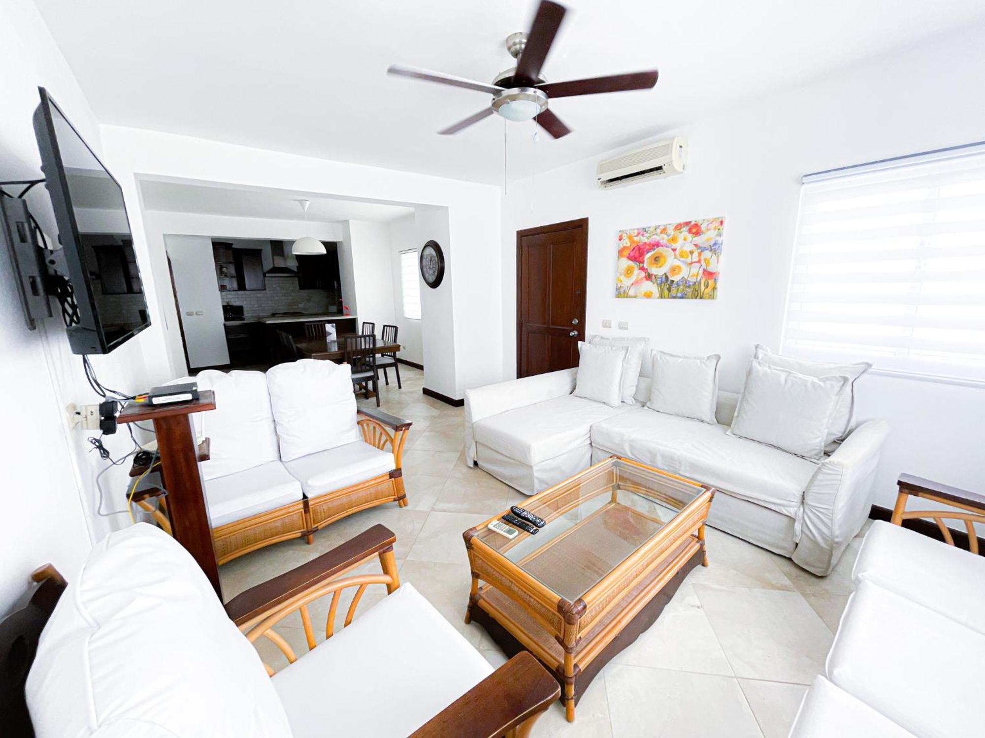 Hotel Skyline Ocean Breeze With View Los Corales Bbq Wifi Beach Club & Spa 5*