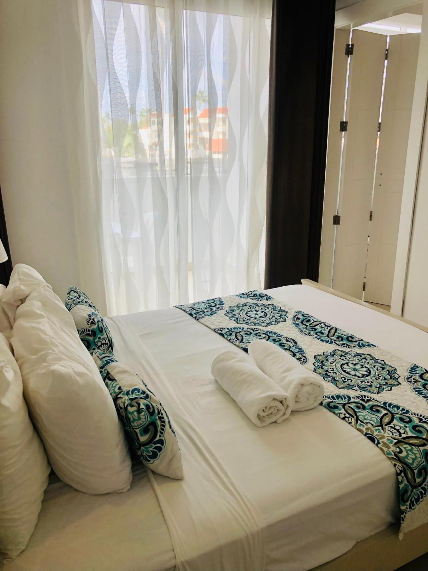Ducassi Rooftop Pool Beach Club And Spa Punta Cana