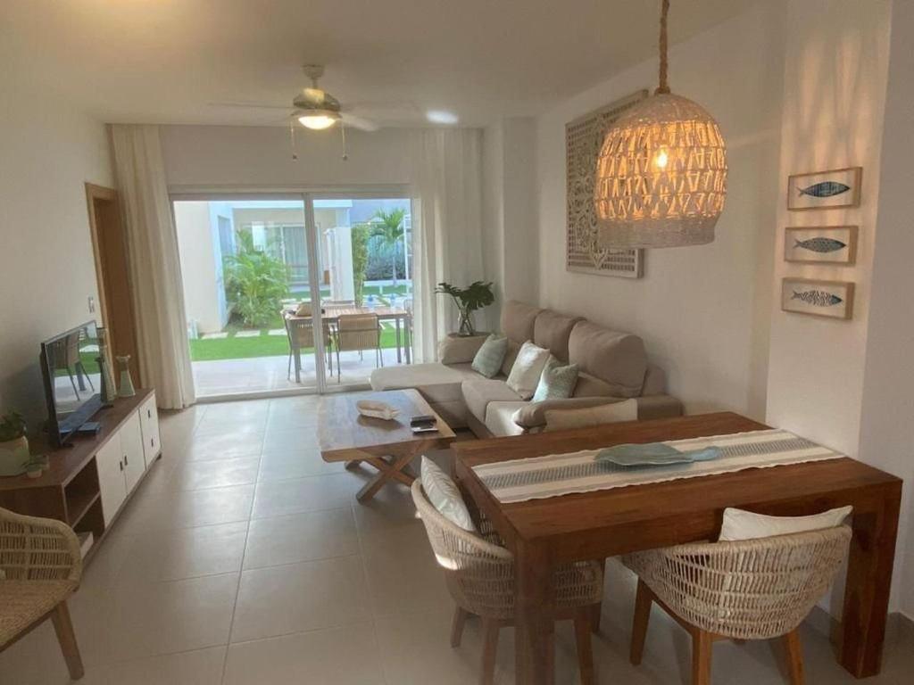 Garden Ground Floor Condo, D1 Apartment