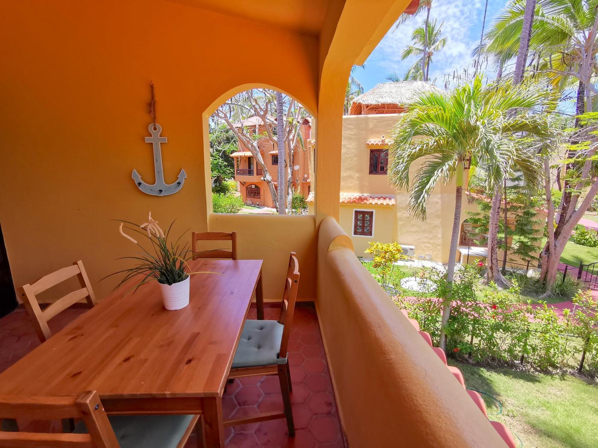Tropical Village Playa Los Corales Hotel 5*