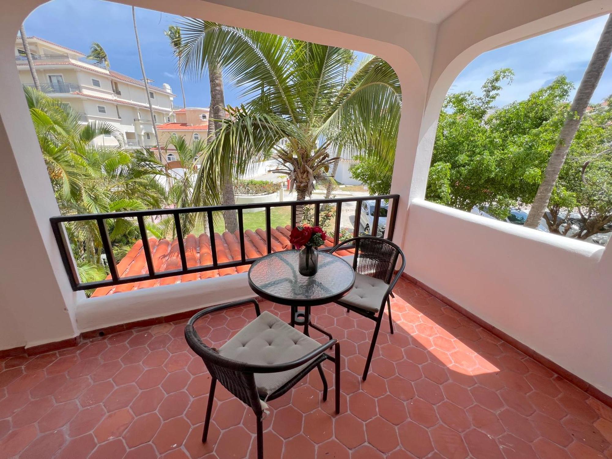 Hotel Tropical Village Playa Los Corales 5*