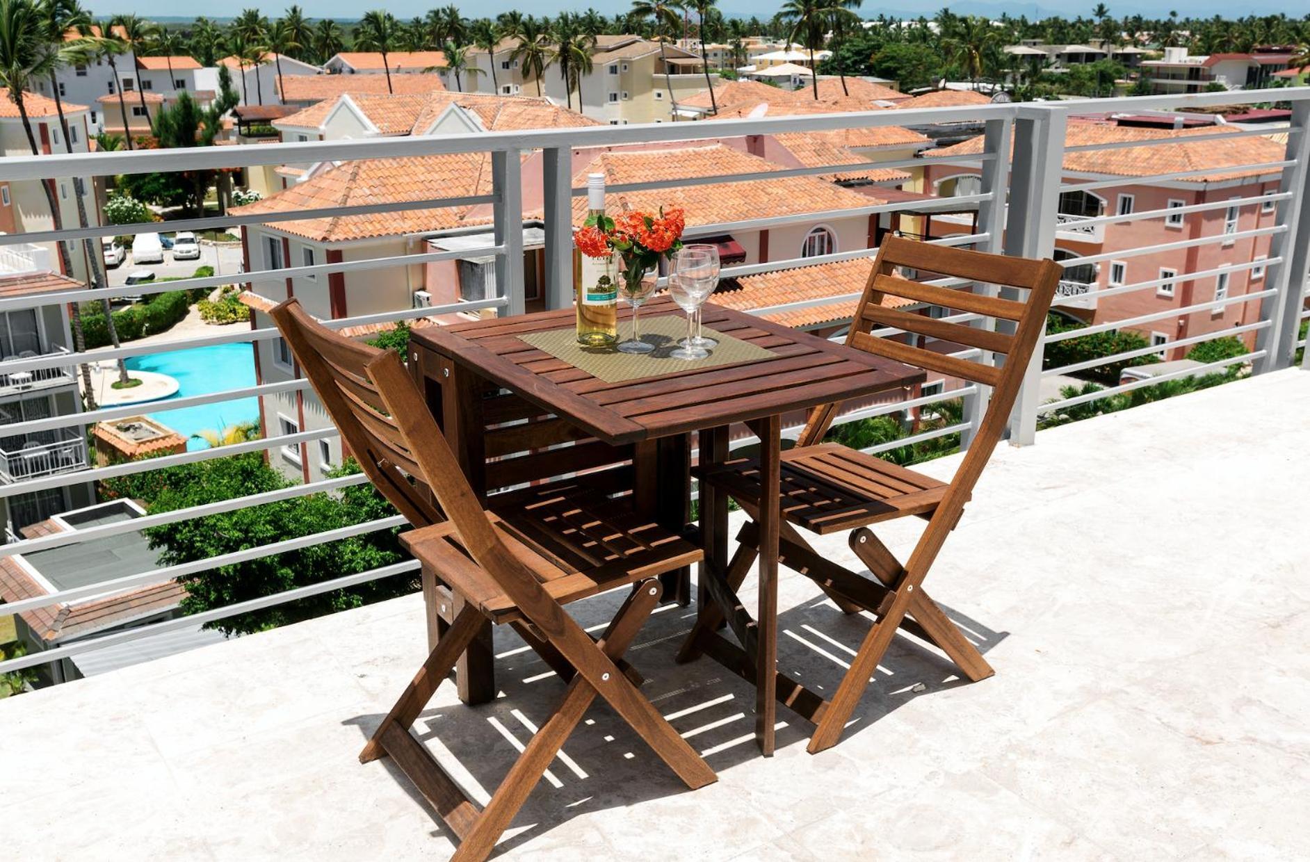 Hotel Vacation With Rooftop Pool, Beach Club, Restaurants - Playa Los Corales Punta Cana