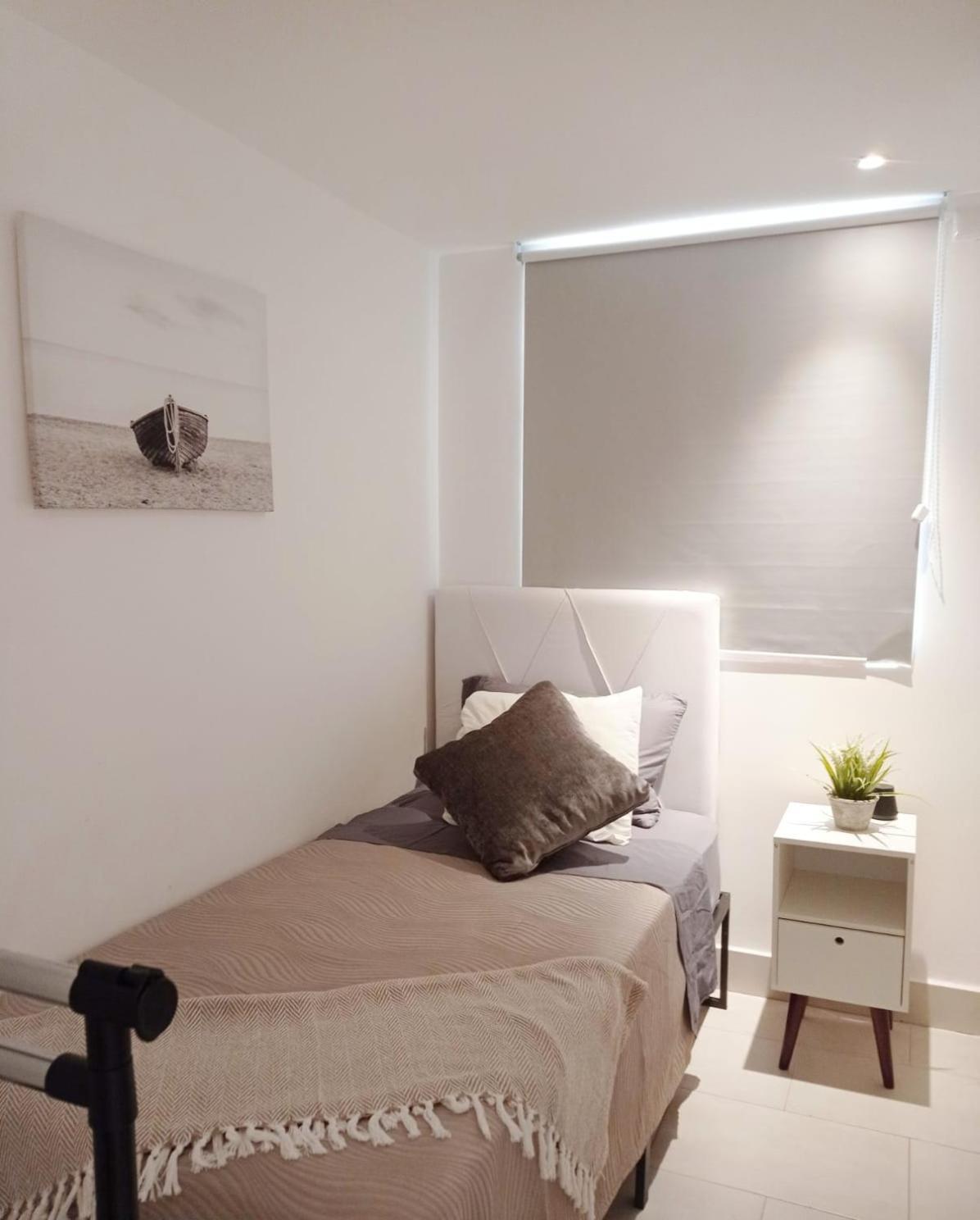 Apartment Paradise *