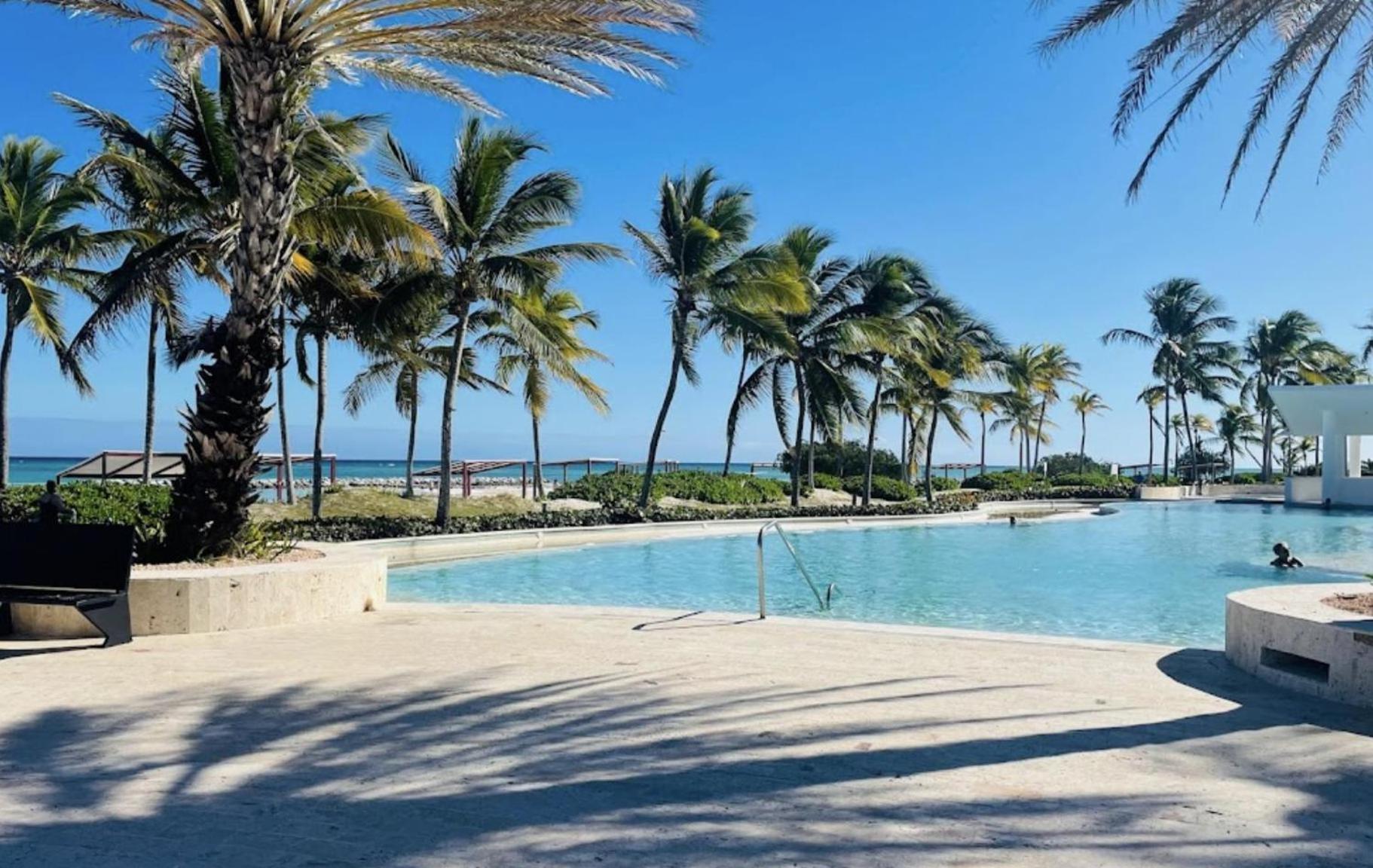 Stylish Lux Aquamarina Cap Cana