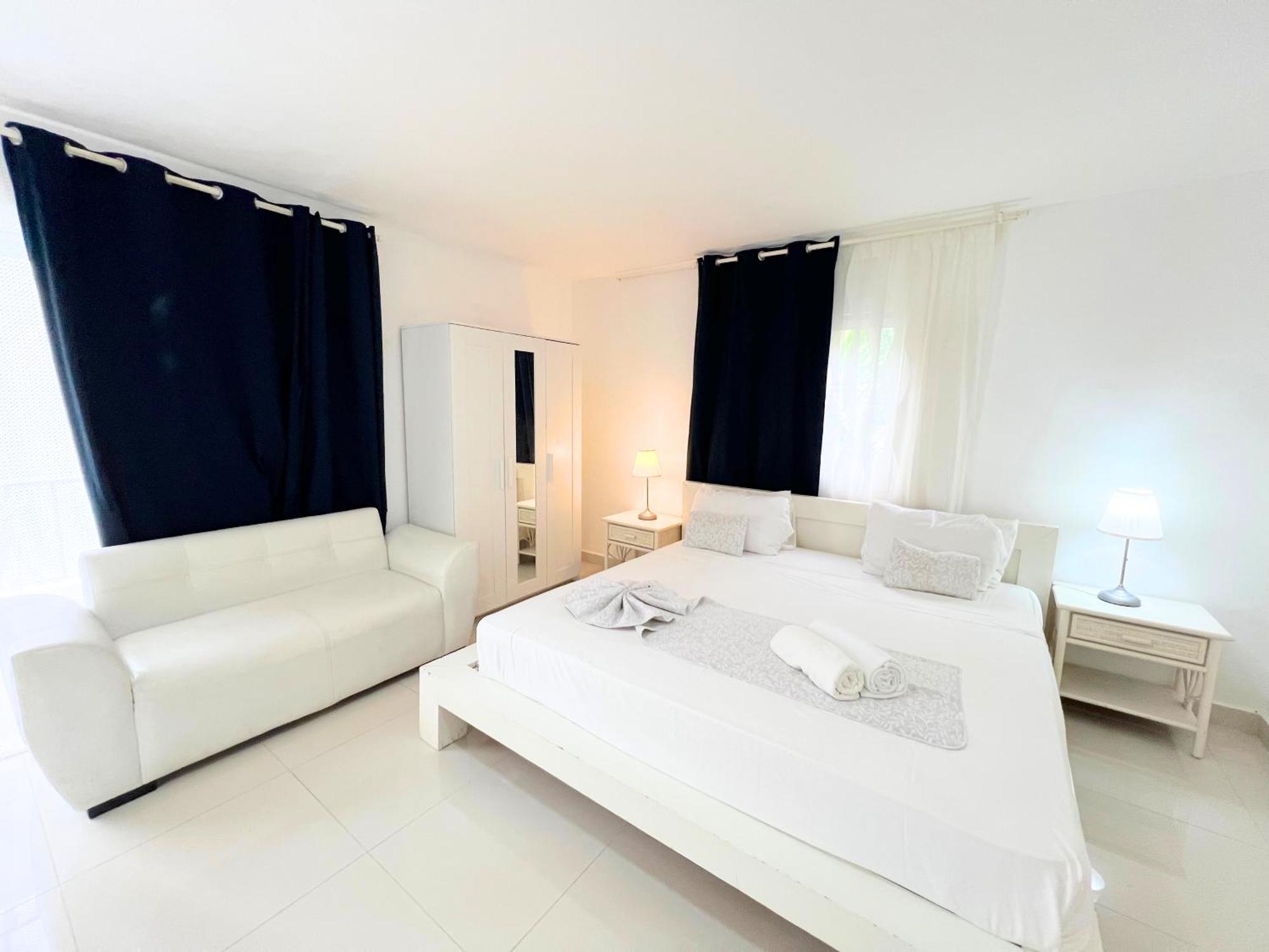 Caraibo Beach Club & Pool 5*