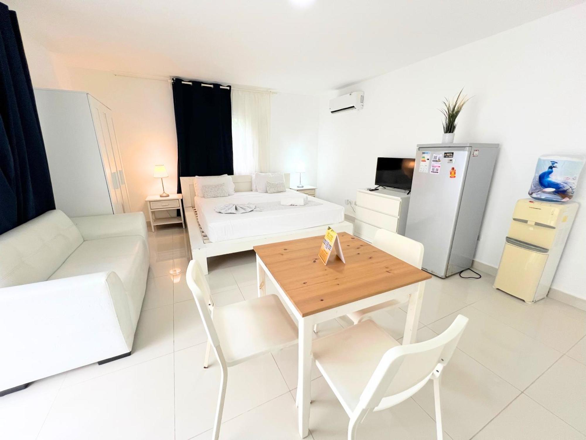 Hotel Caraibo Beach Club & Pool