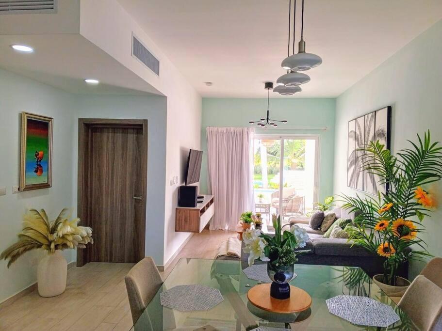 Peace Pool & Comfort At Hard Rock Apartment
