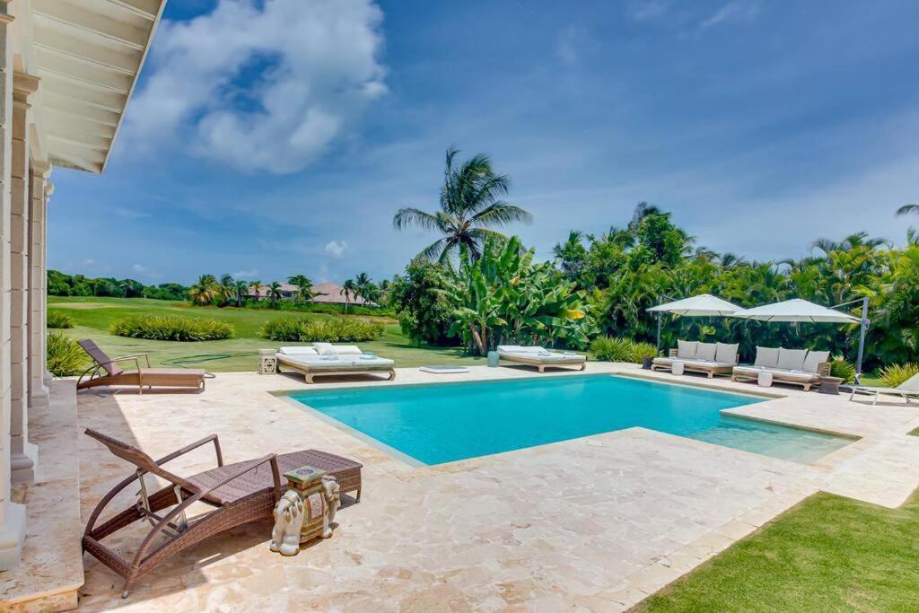 Pousada Colonial Flair In Punta Cana- Pablo