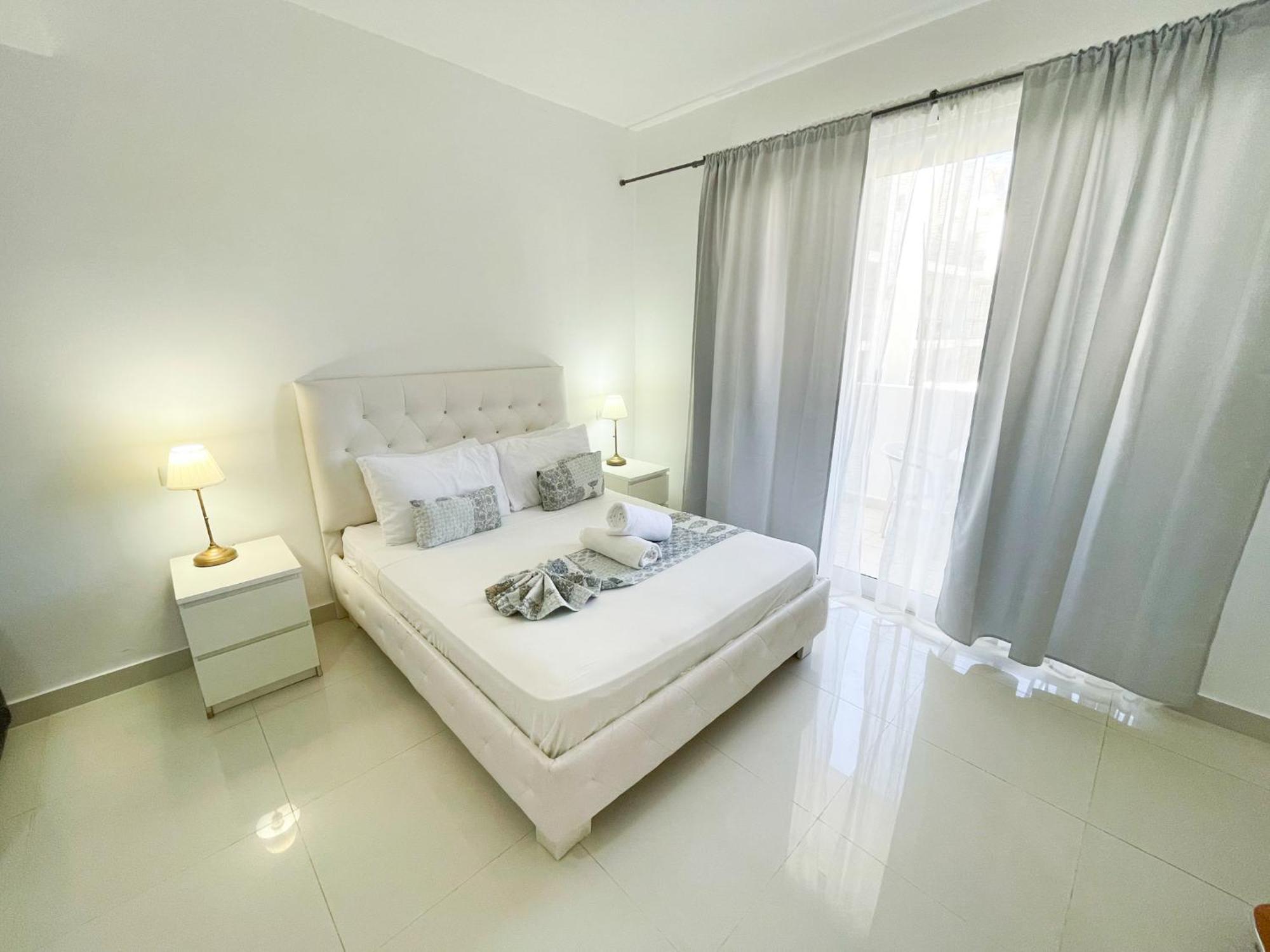 Caribbean Deluxe Ducassi Rooftop Pool Beach Club & Spa Hotel 5*