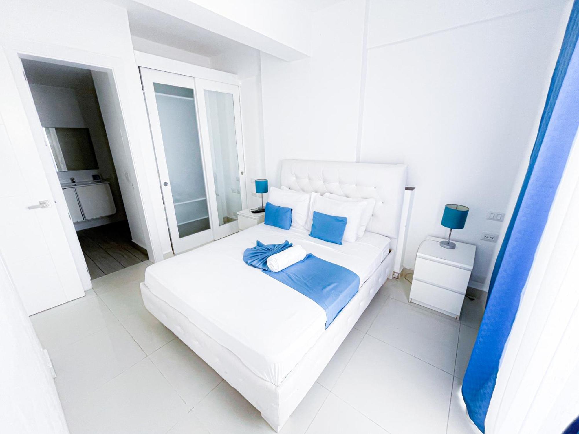 Hotel Rooftop Pool Ducassi Deluxe Beach Club & Spa 5*