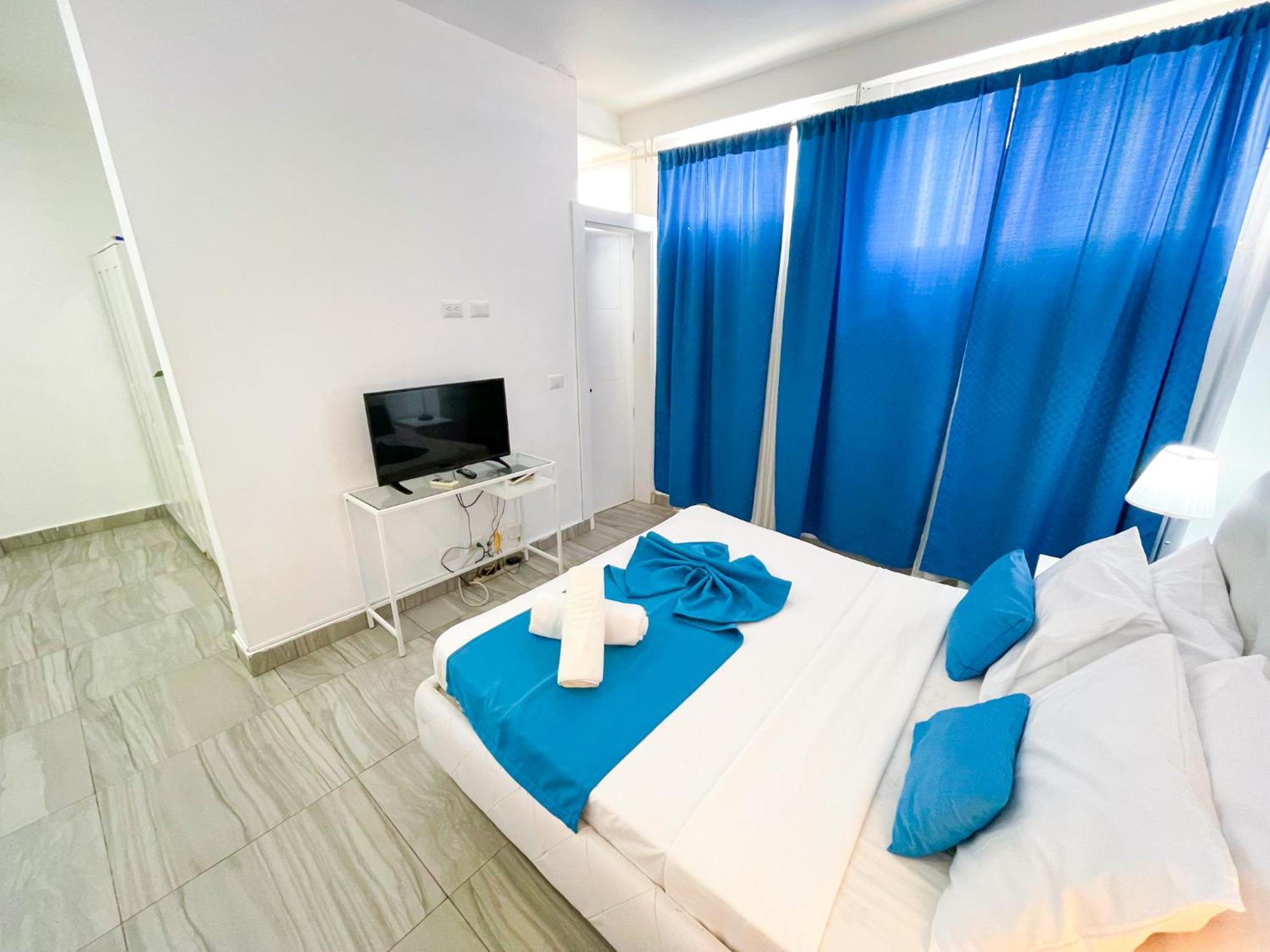 Hotel Caribbean Deluxe Ducassi Rooftop Pool Beach Club & Spa