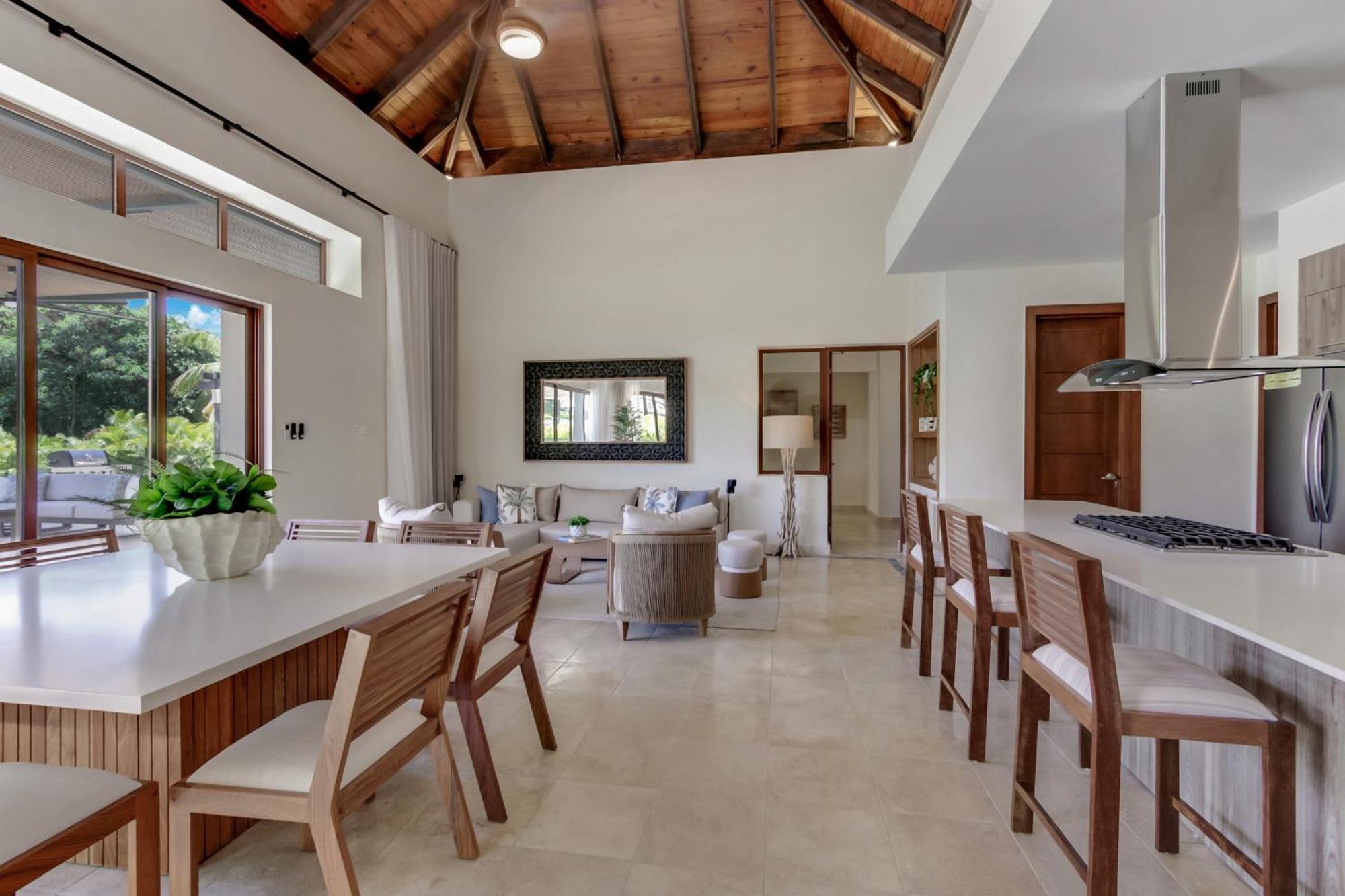 Luxury Cap Cana With 3 Bedrooms, Plunge Pool, Maid, And Golf Course Access Pousada *