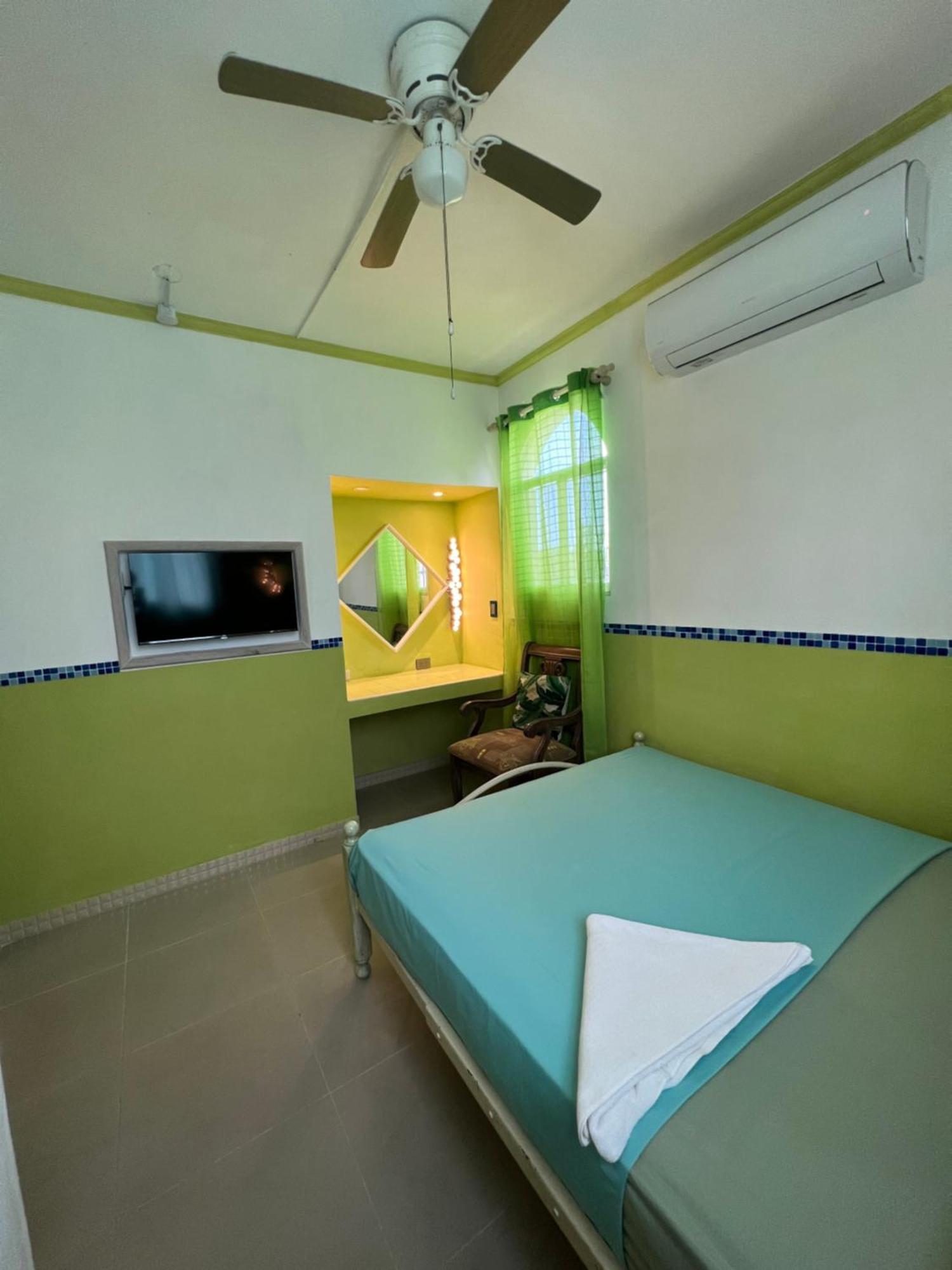 Private Rooms-art Casa de hóspedes