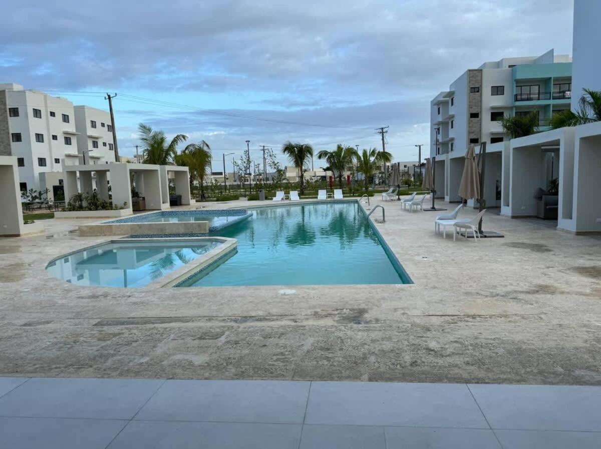 Epic Sun: Moderno Apto Con Areas Sociales Punta Cana