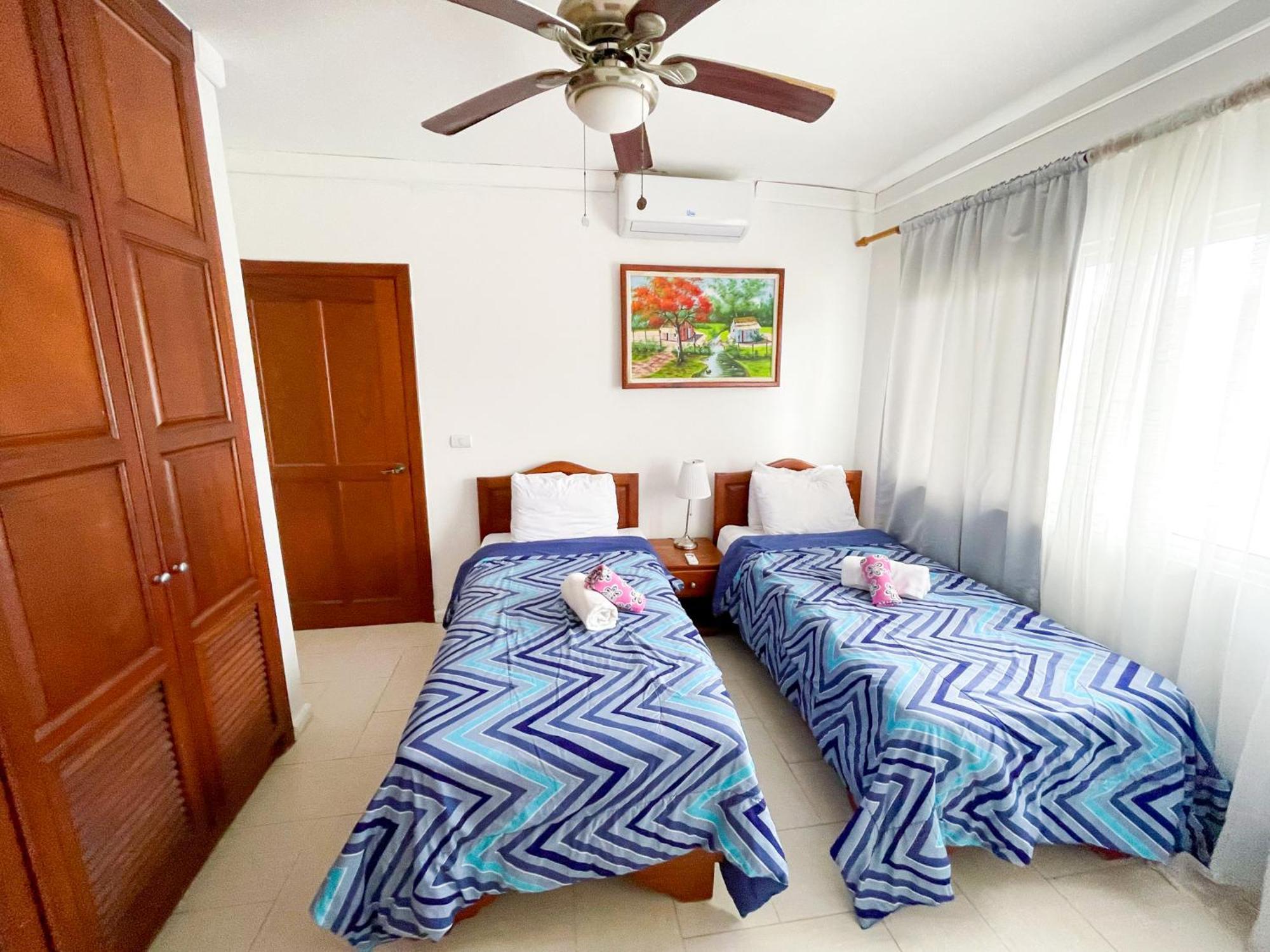 Hotel Tropical Beach Club And Spa Bavaro Beach Homes With Wifi Parking Bbq 5*