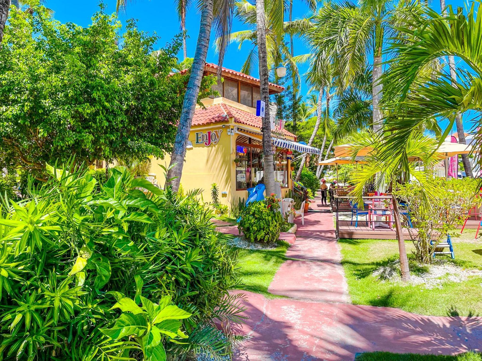 Tropical Beach Club And Spa Bavaro Beach Homes With Wifi Parking Bbq Punta Cana