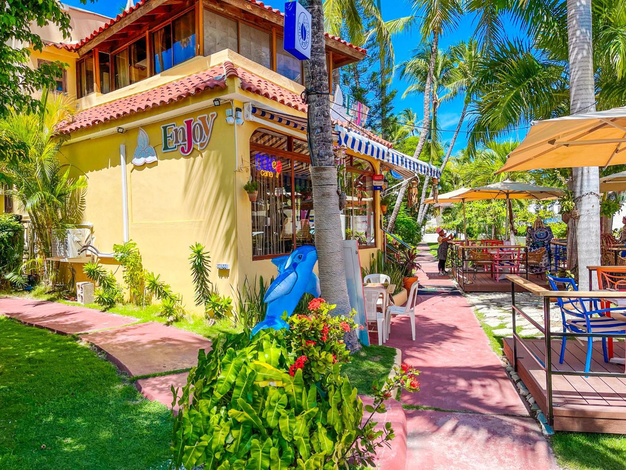 Tropical Beach Club And Spa Bavaro Beach Homes With Wifi Parking Bbq Hotel 5*
