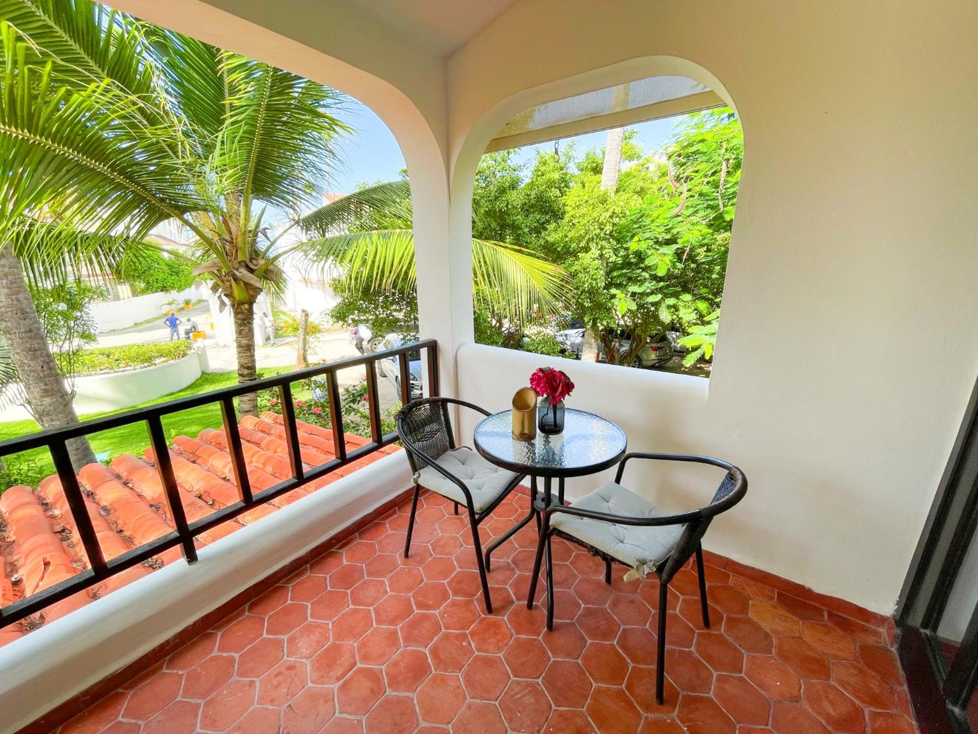 Tropical Beach Club And Spa Bavaro Beach Homes With Wifi Parking Bbq 5*