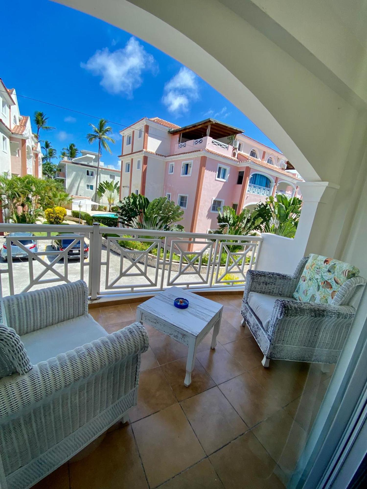 Oasis Corales Apartment *