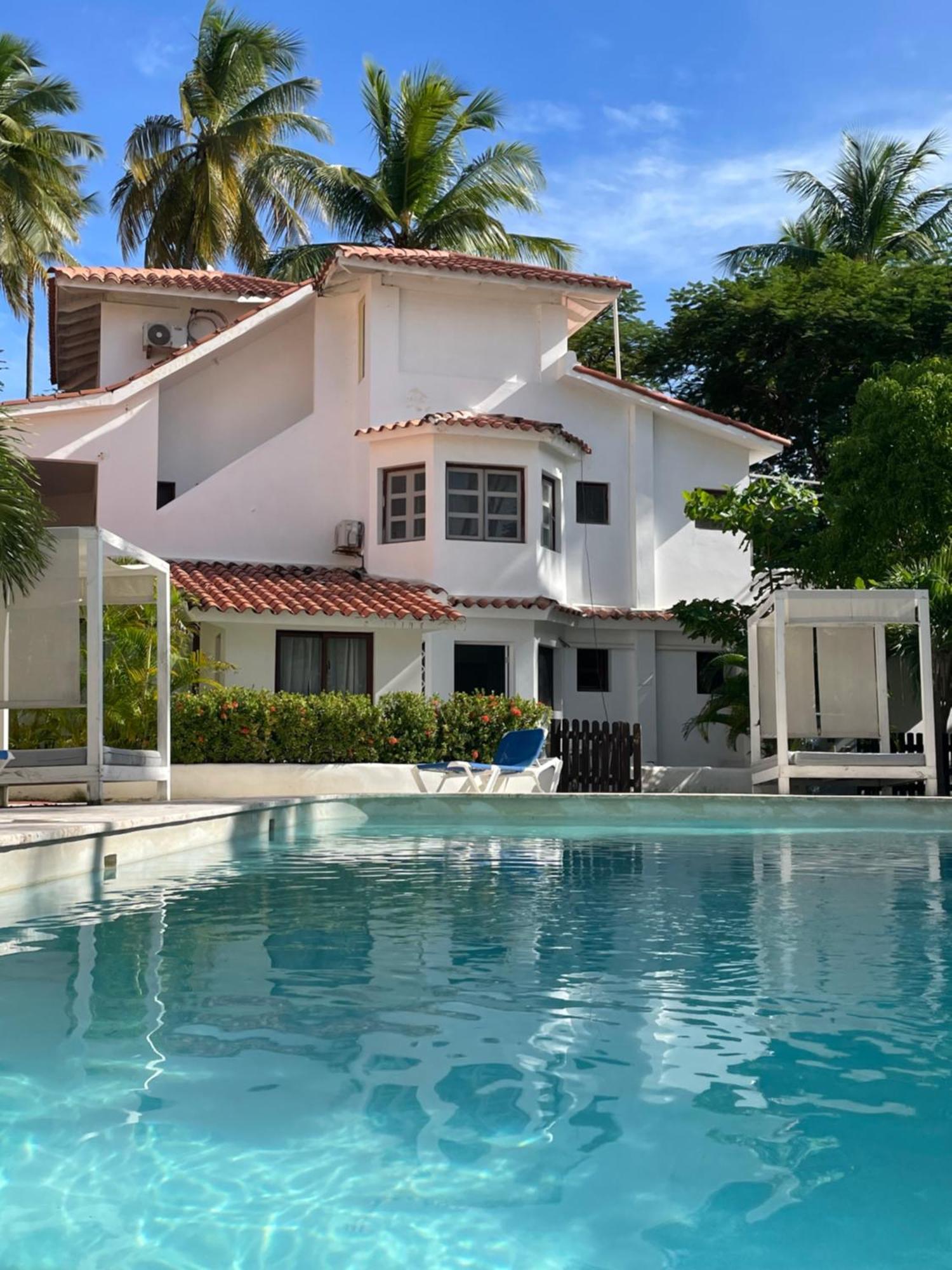 Refugio Costa Amare Pool Corales * Punta Cana