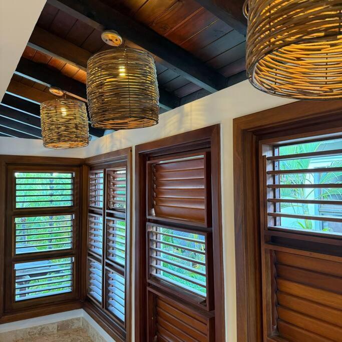 Luxury With Infinity Pool Villa