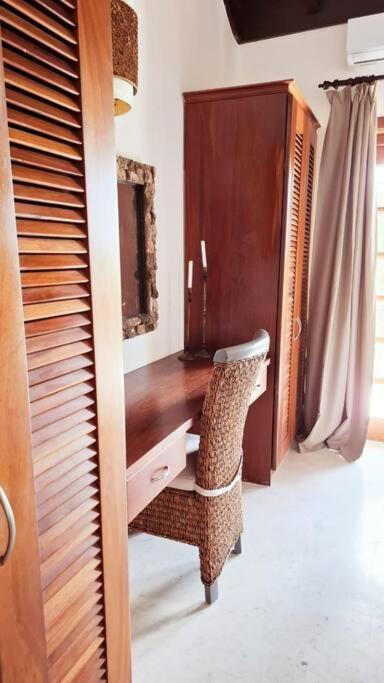 Luxury With Infinity Pool Villa *