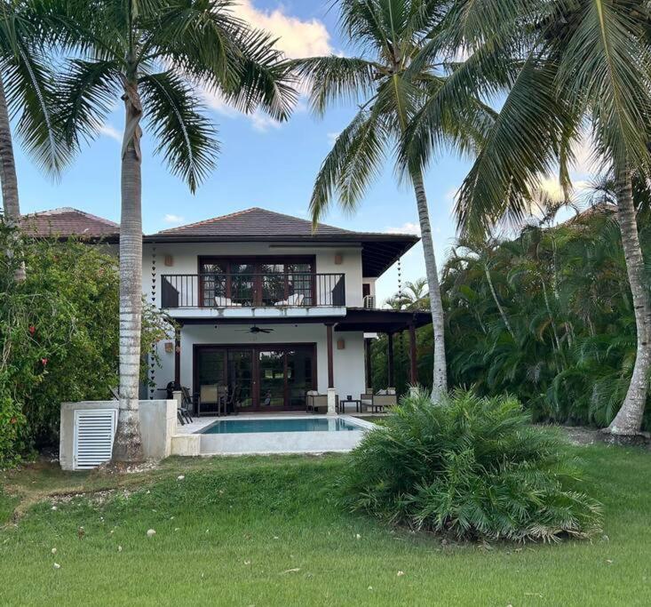 Luxury With Infinity Pool Villa