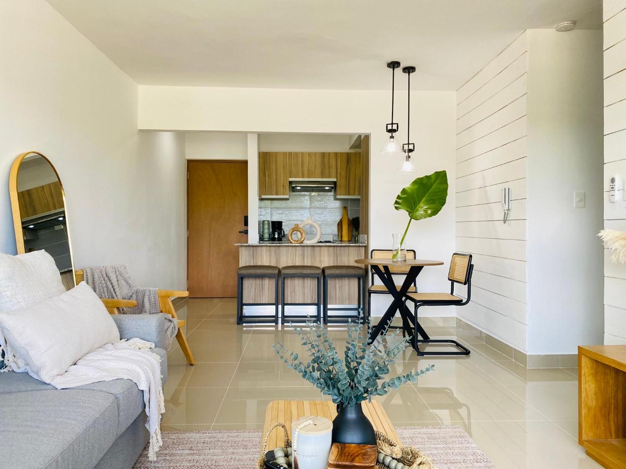 Apartment Stunning 2bdr