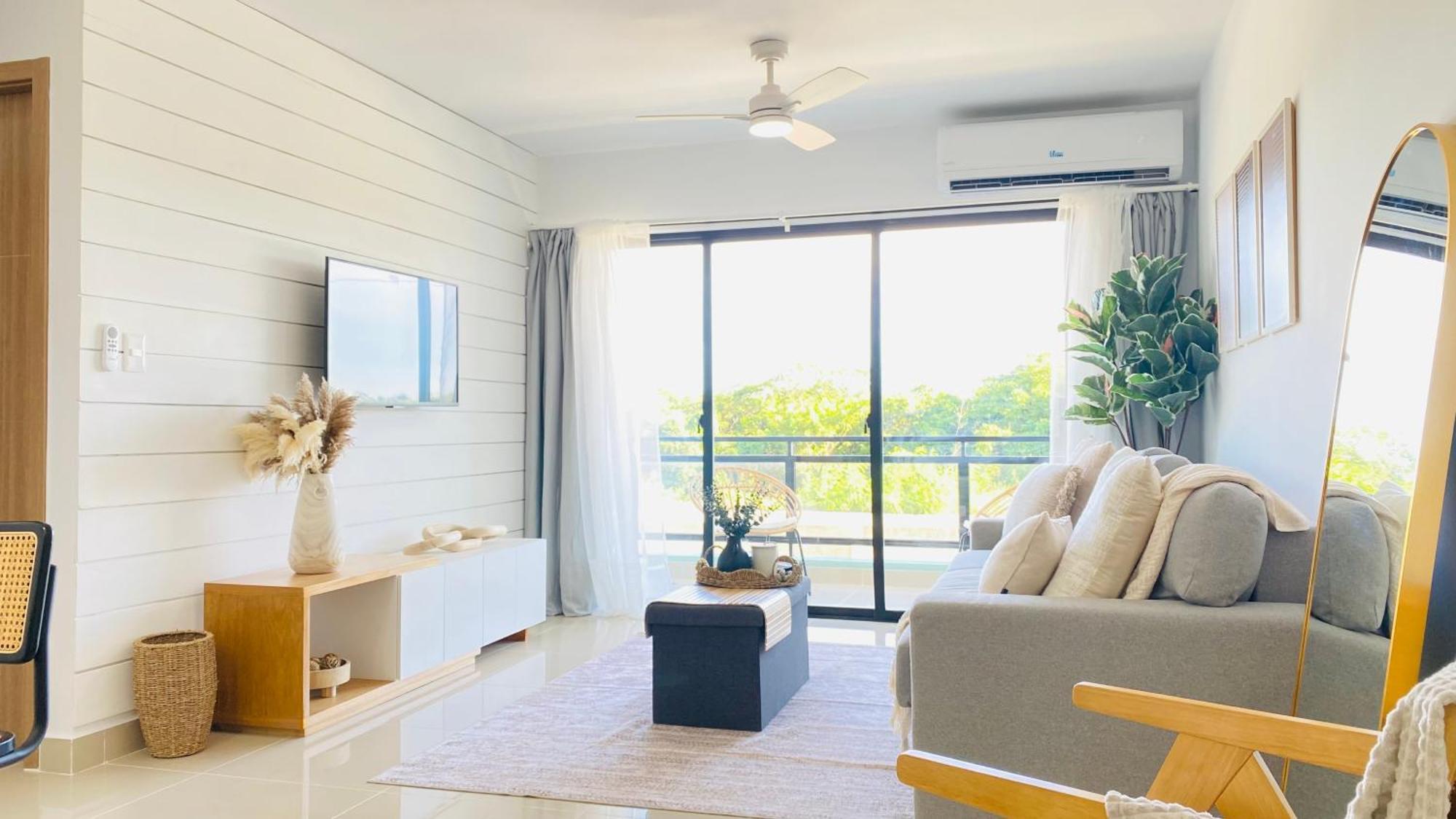 Apartment Stunning 2bdr *